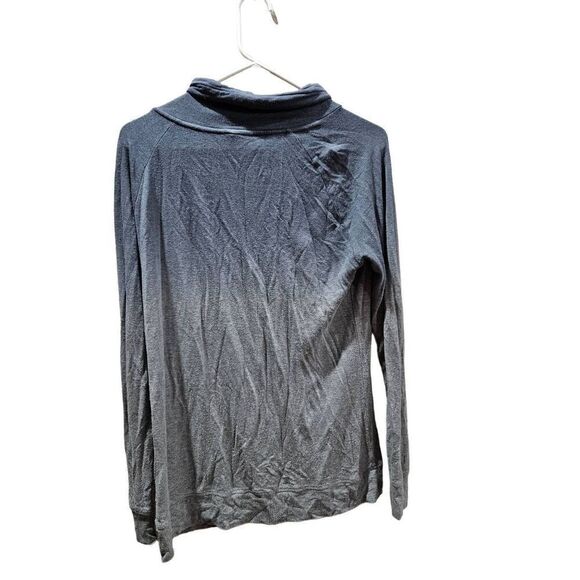 Time and Tru M sweatshirt - Picture 2 of 8